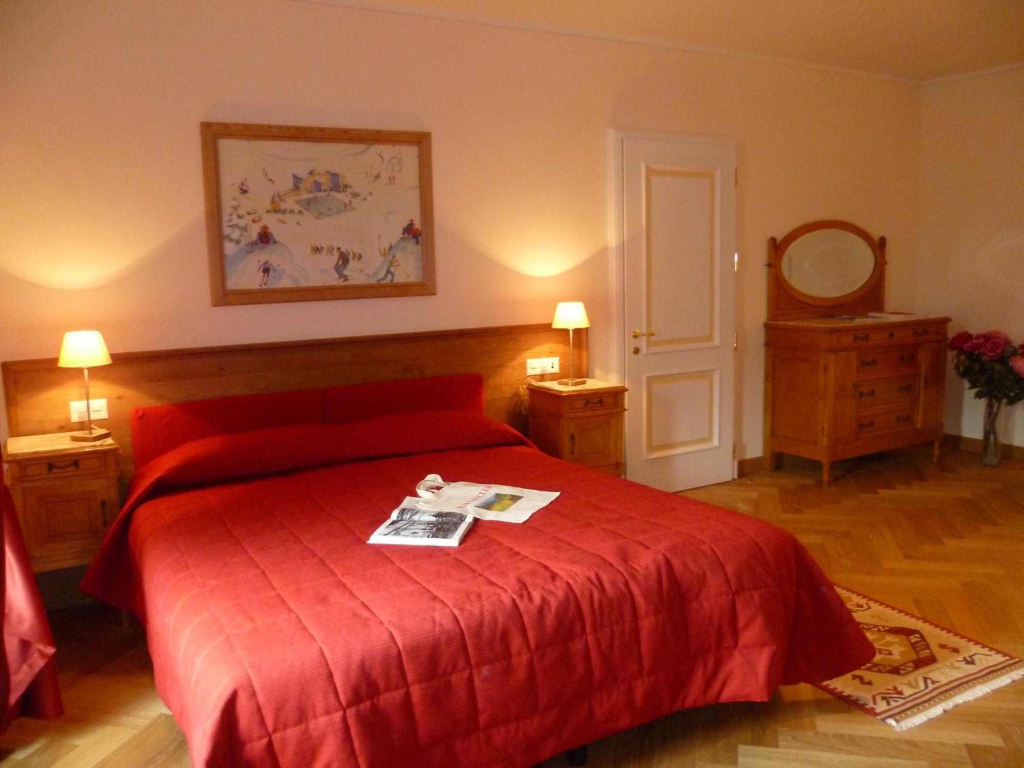 Maloja Palace Suites CO2-Neutral Chambre photo